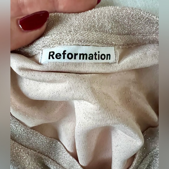 Reformation Laight Top in Buff Sparkle - Size Small - Picture 5 of 9